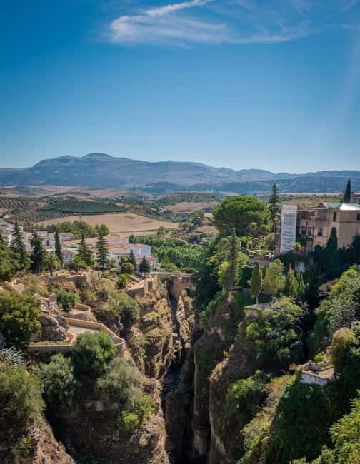 From Malaga: Ronda & Setenil de las Bodegas Guided Day Trip - Who should book this day trip