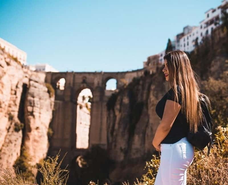 From Malaga: Ronda & Setenil de las Bodegas Guided Day Trip - Ronda’s gorge and Puente Nuevo