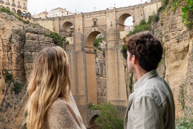From Malaga: Ronda, Wine & Olive Oil Tasting Premium Small Group - Ninety minutes for lunch and your own Ronda time