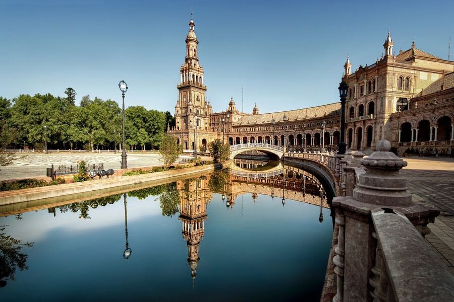 From Malaga: Seville Day Trip and Optional Monument Tickets - Who should book this day trip?