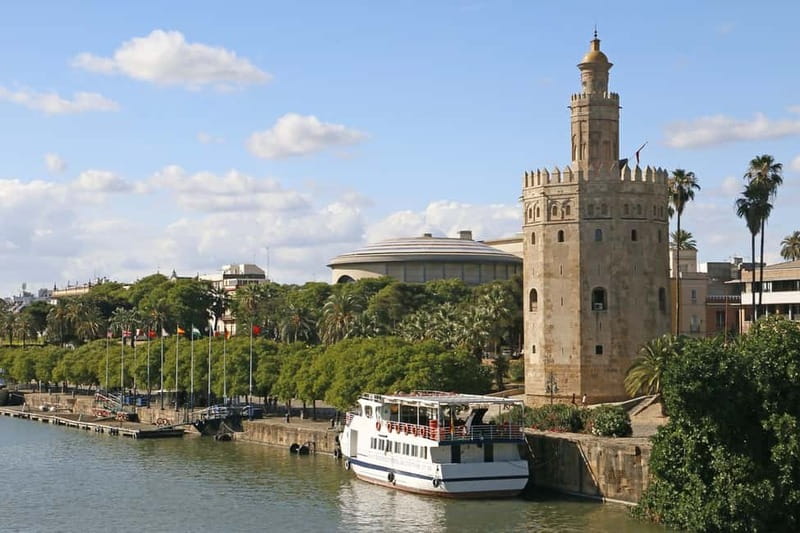 From Malaga: Seville Day Trip with Real Alcázar Tickets - Pickup points and the three-hour ride south