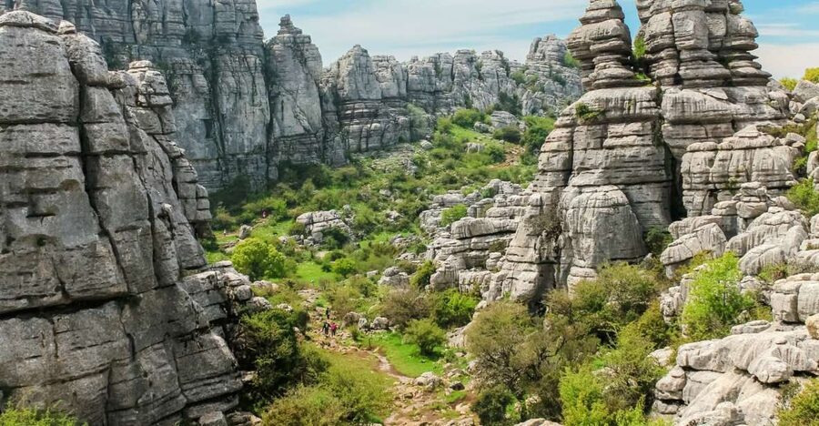 From Malaga: Torcal de Antequera Hiking Tour - Why El Torcal feels so different from Málaga