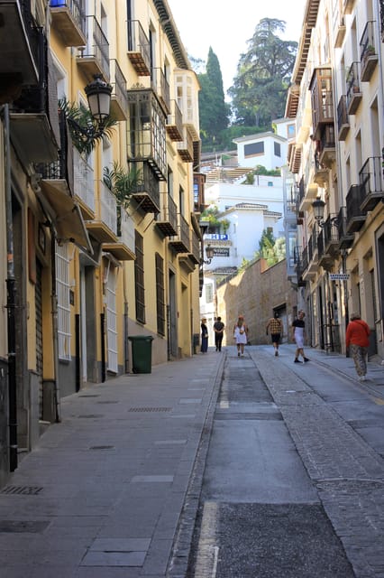 From Nerja/Almunecar: Granada Full-Day Trip - Albaicín: Granada’s old hillside quarter