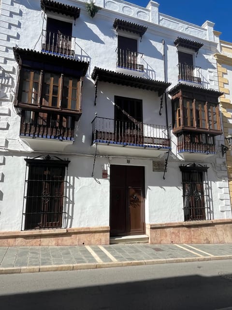 From Nerja/Almunecar: Ronda Day Trip with Hotel Pickup - Why Ronda makes such a good day trip