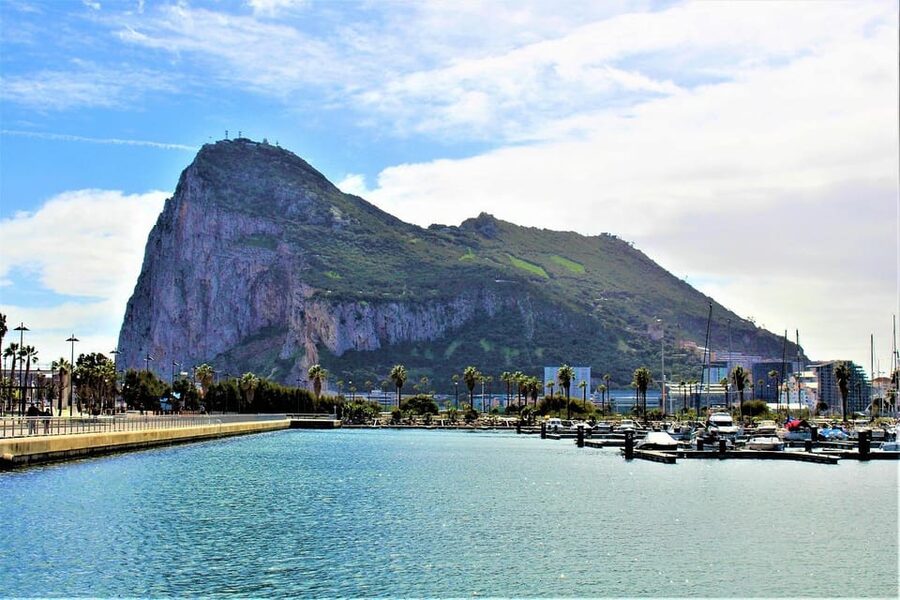 From Torremolinos: Day Trip to Gibraltar - Five free hours, and a choice to make