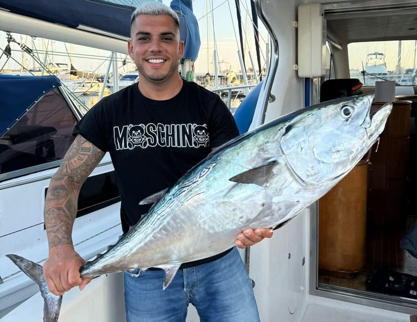 Fuengirola: 4h Trolling Fishing Trip with Snacks and Drinks - What four hours on the boat really feels like