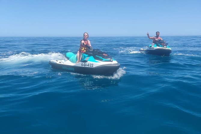 Fuengirola: Alquiler Jet ski 30 min / 1 hour - A short lesson before you touch the throttle