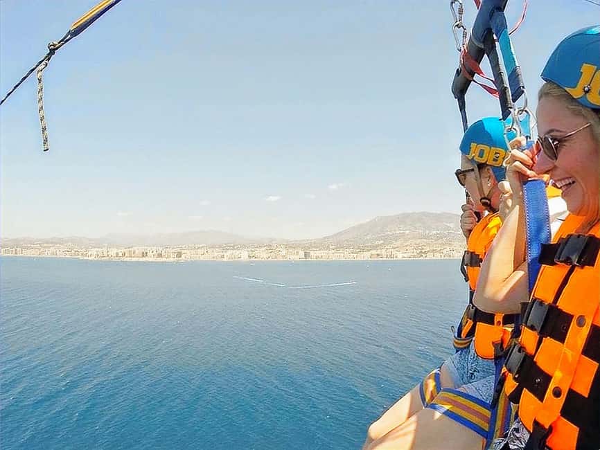 Fuengirola: Deluxe Parasailing Flight from Fuengirola Port - The briefing, weighing, and safety setup