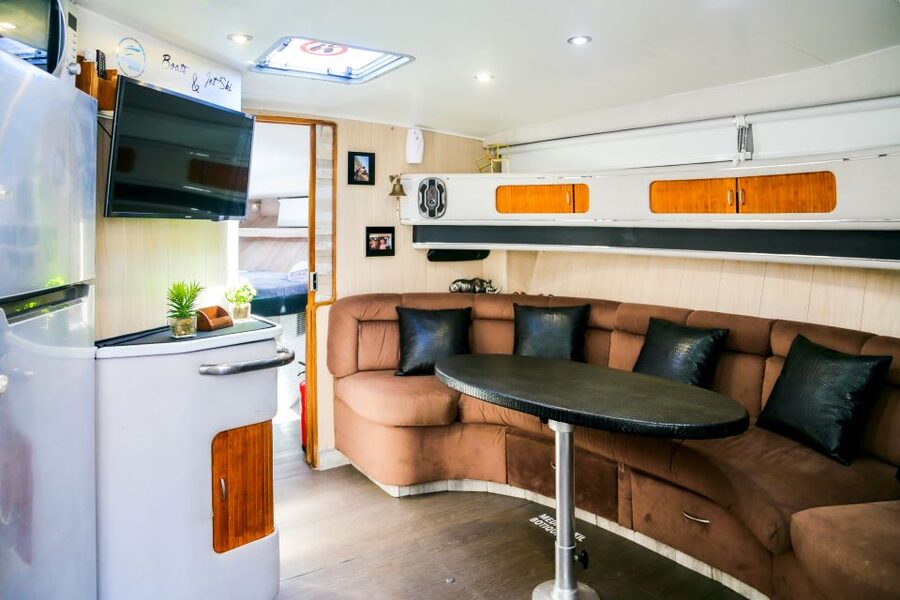 Fuengirola: Dolphin Watching by Yacht with Snacks and Drinks - Cava, beer, soft drinks, and easy onboard snacks