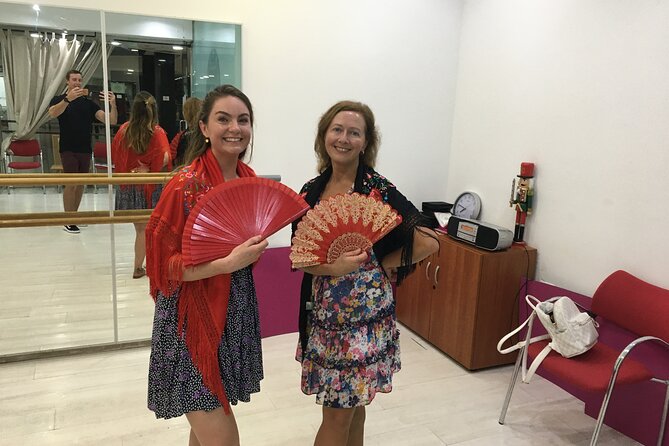 Fun, fast, flamenco: learn to dance flamenco rumba in 45 minutes - Who should take this class