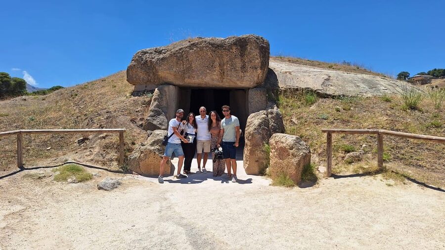 Guided visit to the dolmens of Antequera - Starting at the Dolmen Museum reception
