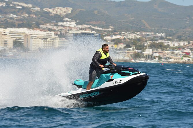 JET SKI TOUR experience in Marbella 30 MINUTES - Following the monitor across the water