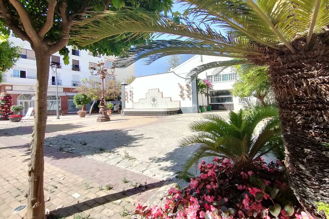 Magic Blocks in Estepona: Quest Experience - Plaza de las Flores and Plaza Antonia Guerrero