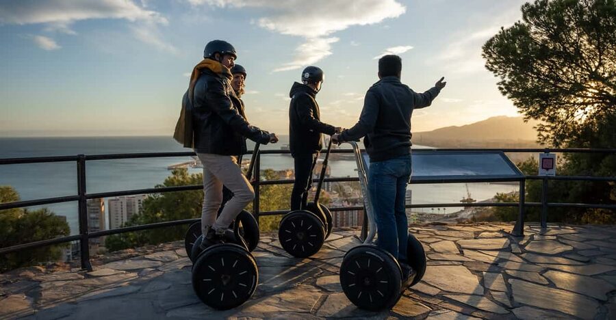 Malaga: 2-Hour Monumental Segway Tour - From La Farola to the Palmeral and port