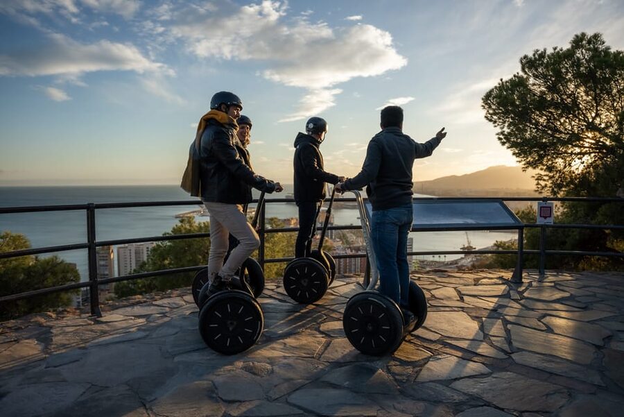 Malaga: 2-Hour Monumental Segway Tour - La Manquita and the cathedral quarter