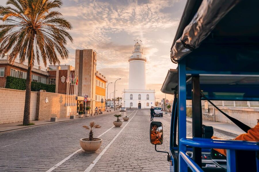 Málaga 2-Hour TukTuki Tour: Private Experience - Atarazanas Market in a 10-minute stop