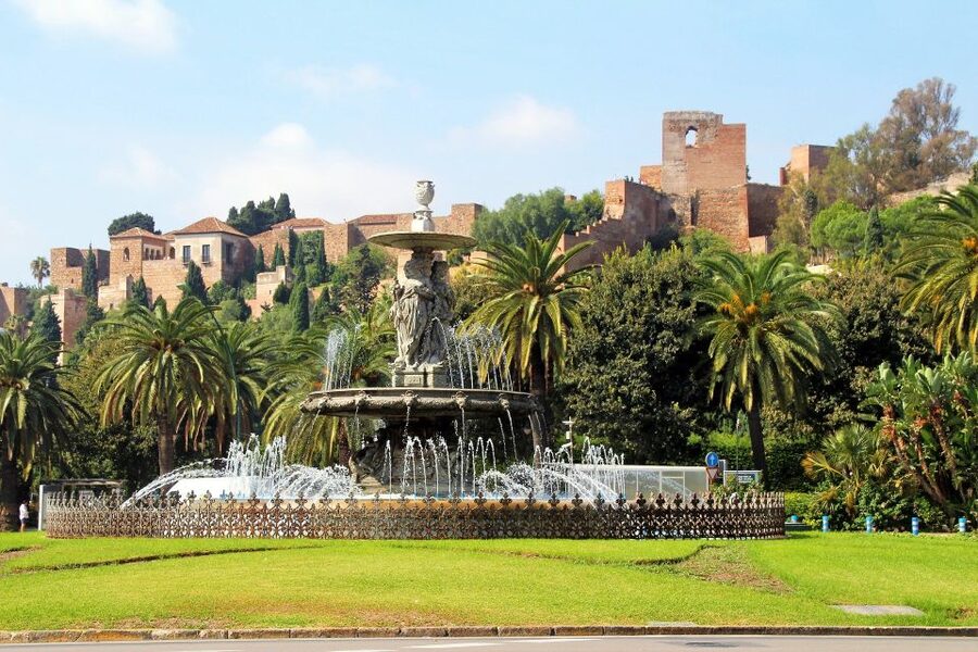 Málaga: 3-Hour Complete Walking Tour with Tickets - Key points at a glance