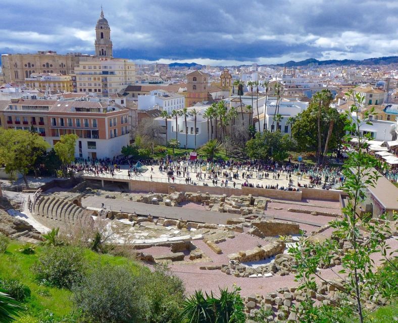 Malaga: Alcazaba and Roman Theatre Private Tour With Tickets - Climbing the ramparts for Málaga views
