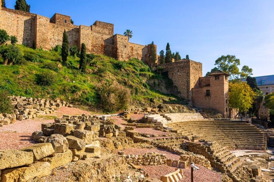 Malaga: Alcazaba and Roman Theatre Private Tour With Tickets - Why the private format matters