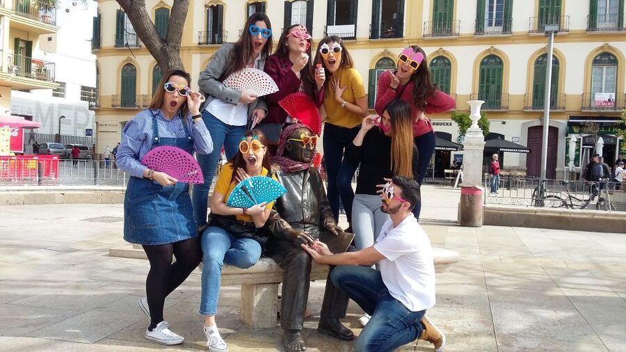 Malaga: Bachelorette Party Treasure Hunt - Key points to know before booking