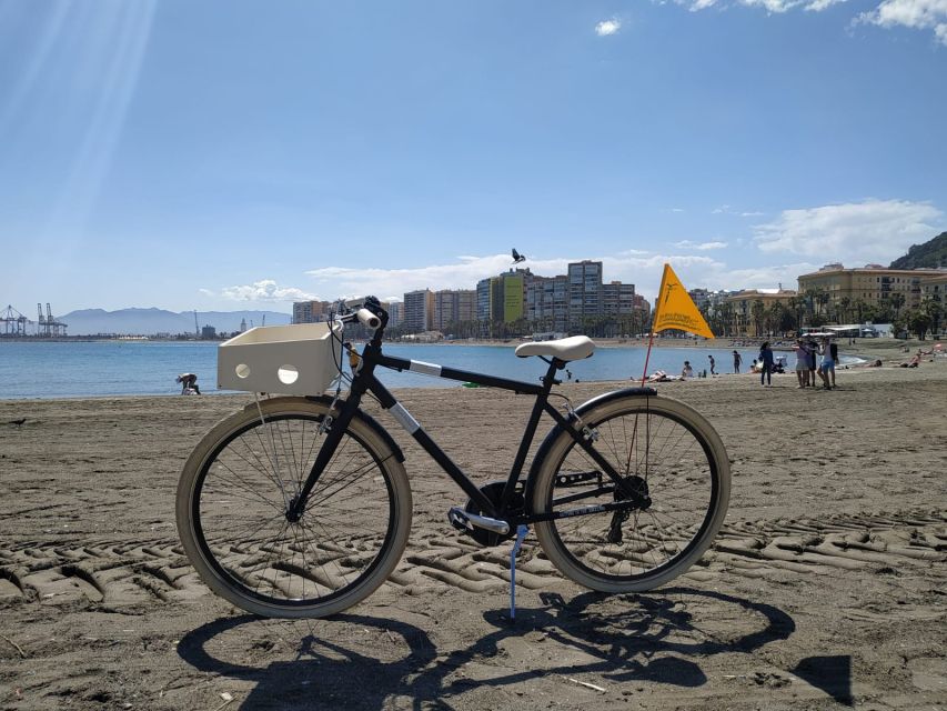 Malaga: Bike Rental for City Discovery Route & Beaches - Why a bike is a smart way to see Malaga