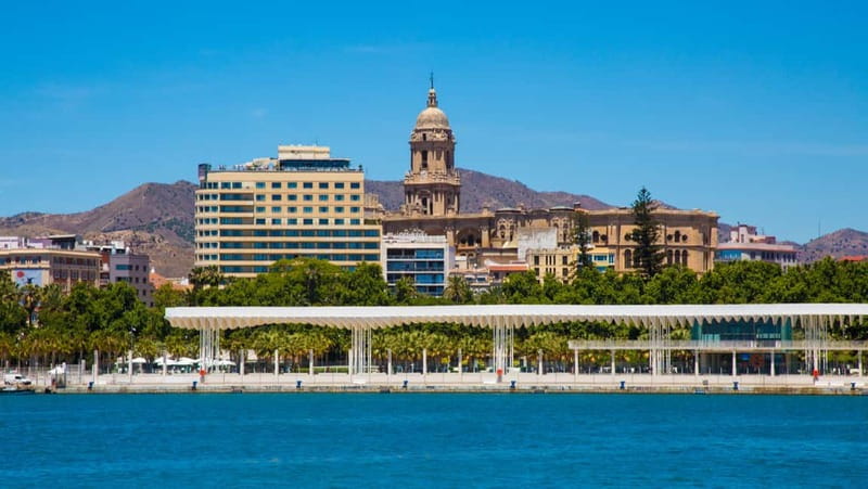 Malaga: Castle Hill and Fisherman Village E-Bike Tour - Climbing to Gibralfaro Castle
