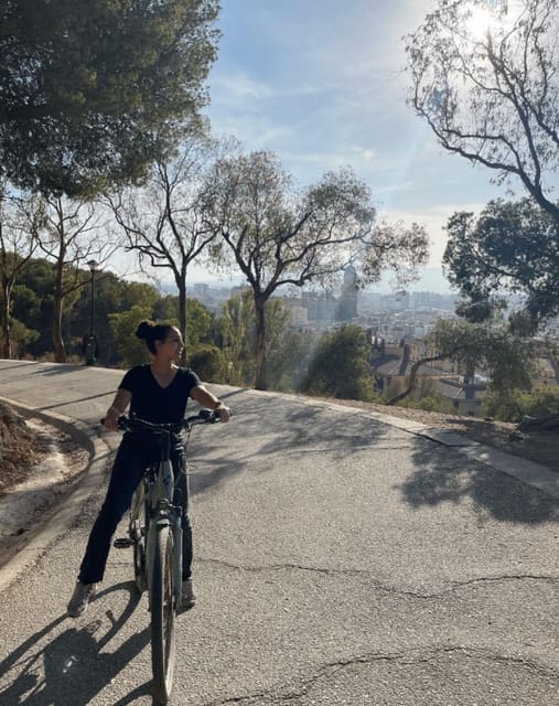 Malaga: Castle Hill and Fisherman Village E-Bike Tour - The beach promenade and Miramar Palace
