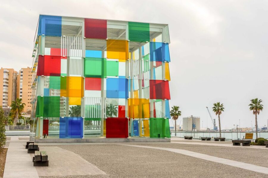 Málaga: Center Pompidou Málaga Ticket - Using the audio guide without letting it run the visit
