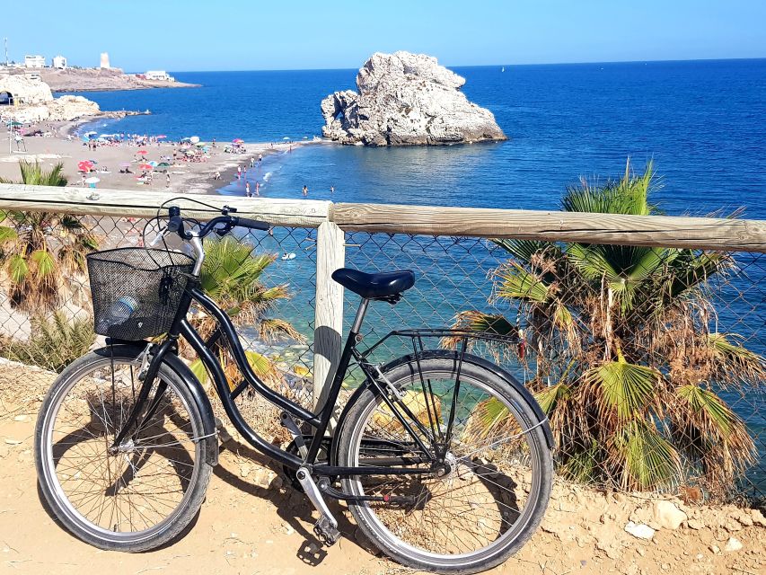 Malaga: City Bike Rental with Self-Guided Cycling Route - Picking up your bike near Calle Larios