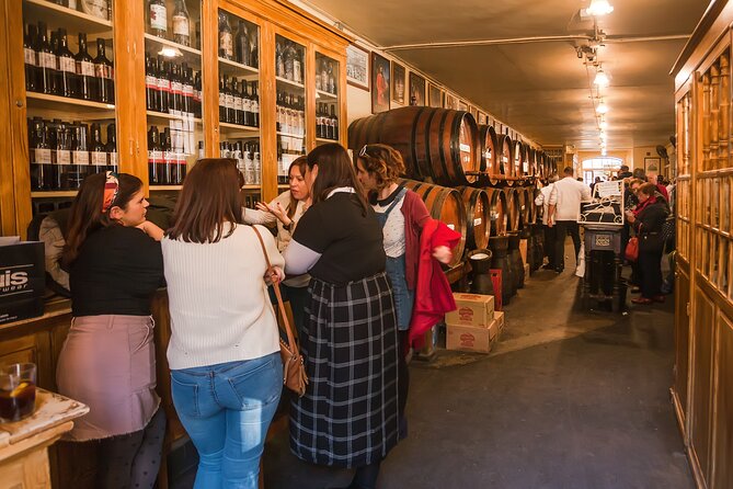 Malaga Food Tour: Tapas, Drinks and Delights with a Local - The final sweet: Locas de Málaga or summer ice cream