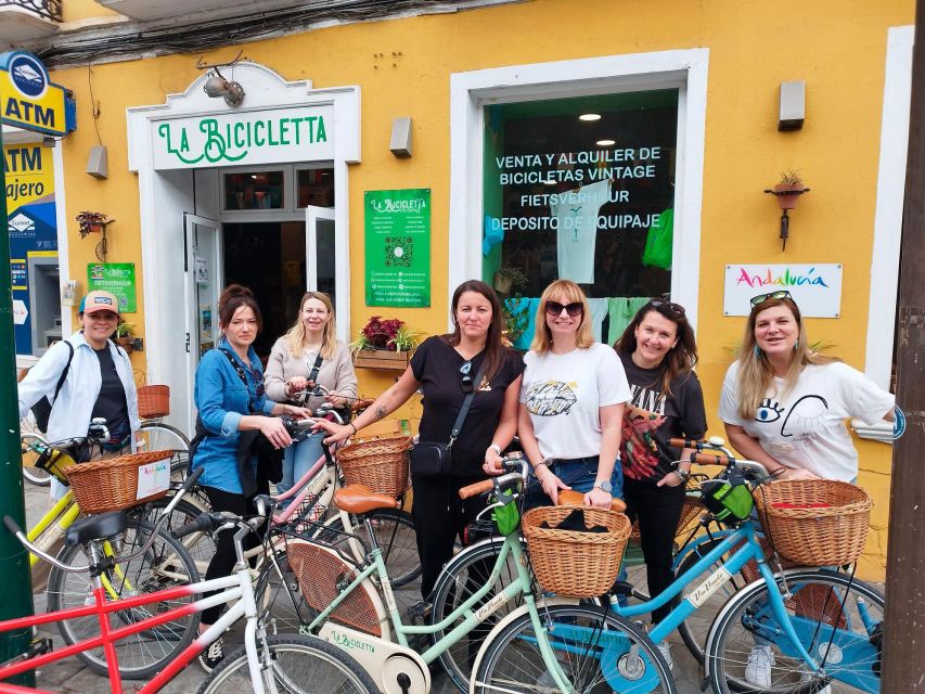 Malaga: Guided Bike Tour - Calle Larios and the heart of the city