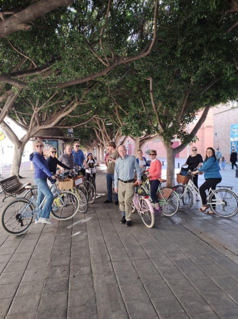 Malaga: Guided Bike Tour - Pedregalejo Playa and the road toward El Palo