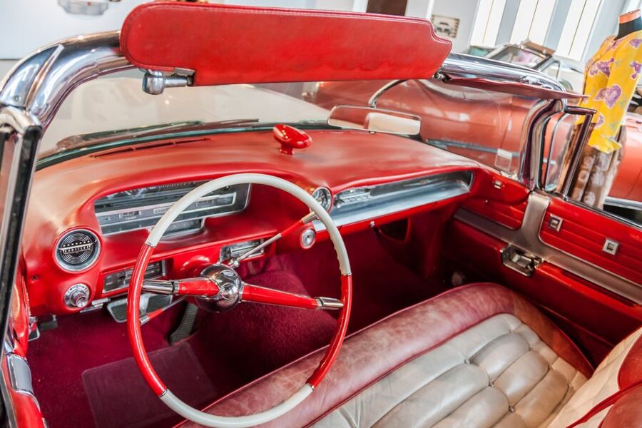 Málaga: Museo del Automóvil y la Moda Ticket - The $14 ticket is good value for mixed-interest groups