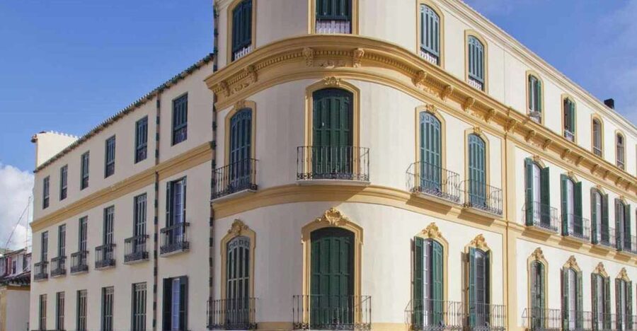 Málaga: Picasso Birthplace Museum Ticket & City Audio Guide - Entering Picasso’s birthplace on Plaza de la Merced