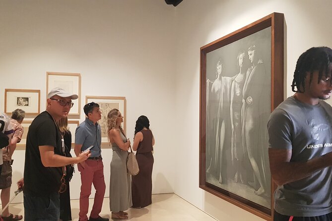Malaga: Picasso Museum Small Group Art Expert Guide - The opening courtyard introduction