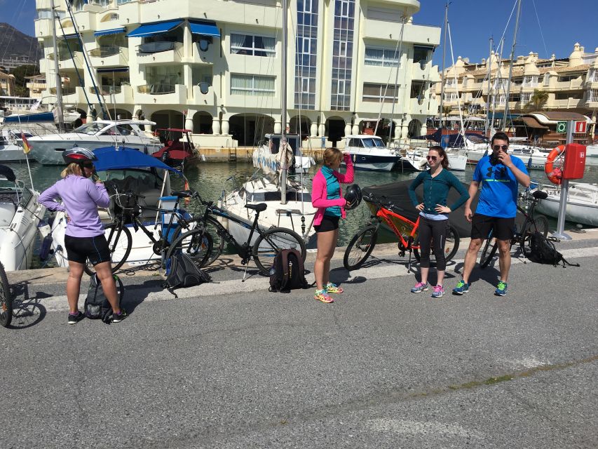Malaga: Premium Guided Bike Tour - Sightseeing pace or fitness session?