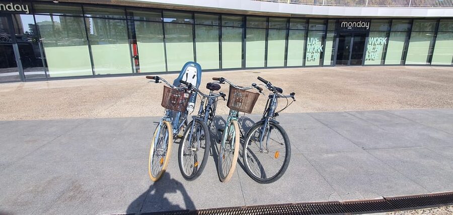 Malaga: Private Bike Rental - Starting at QQ Bikes near Malaga’s main sights
