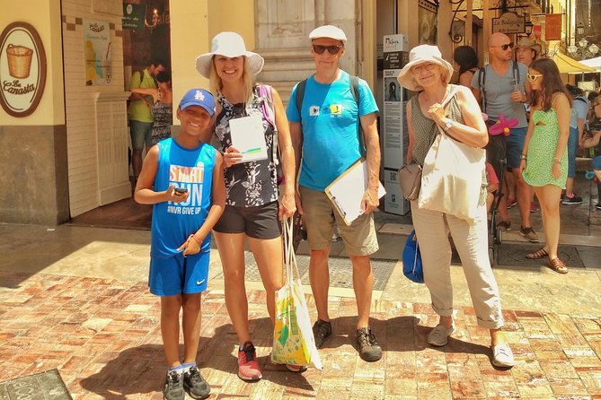 Málaga: Private Sightseeing Treasure Hunt - Plaza de la Merced and Picasso’s Málaga