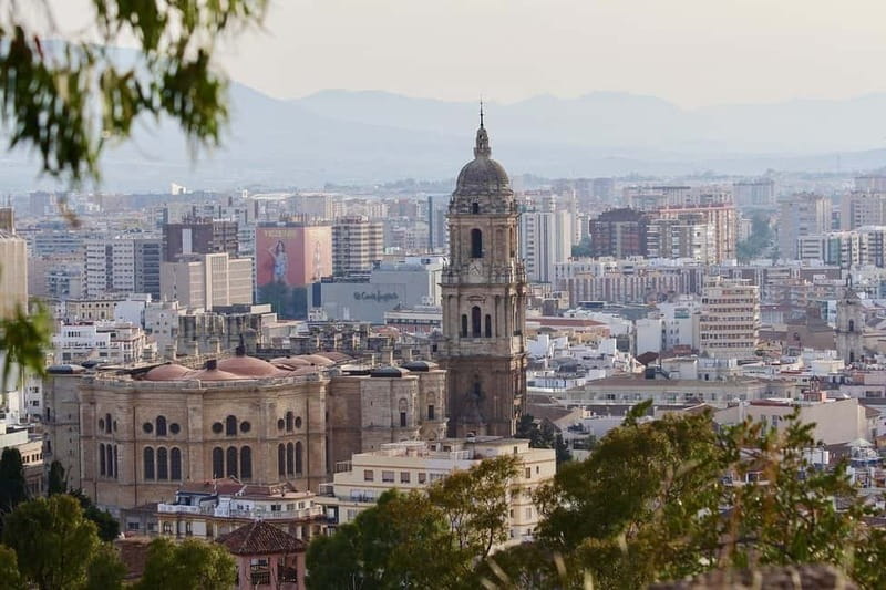 Malaga: Private Walking Tour with Official Guide - Who will get the most from this tour?