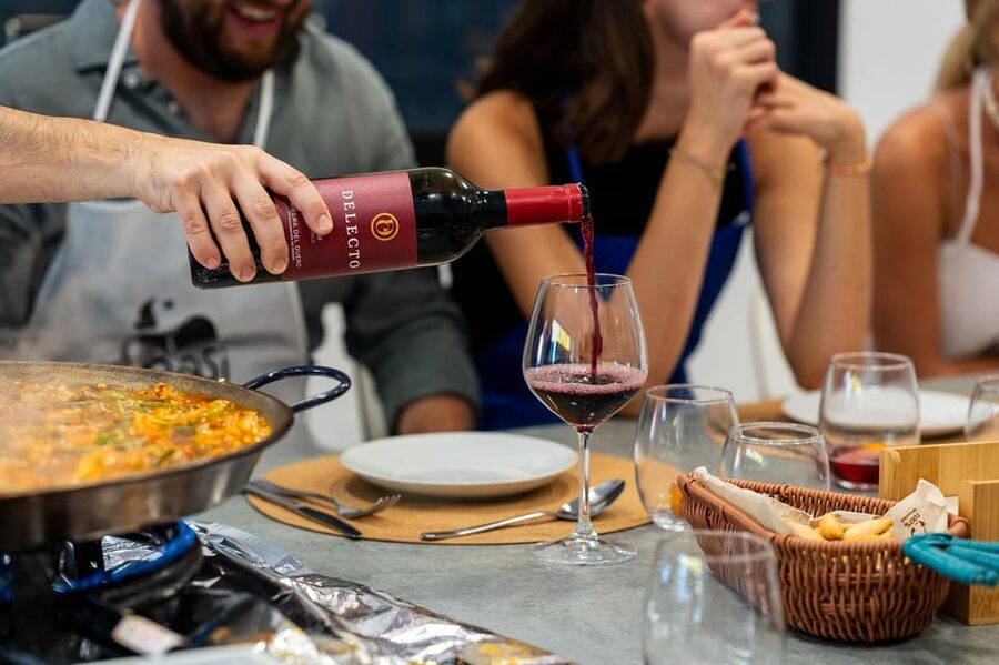Málaga: Spanish Cooking Workshop with Paella and Sangria - Dessert and the pleasure of a shared table