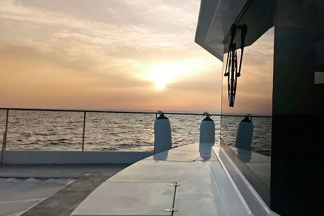 Malaga Sunset Cruise and Restaurant Dinner - Booking details that can affect your evening