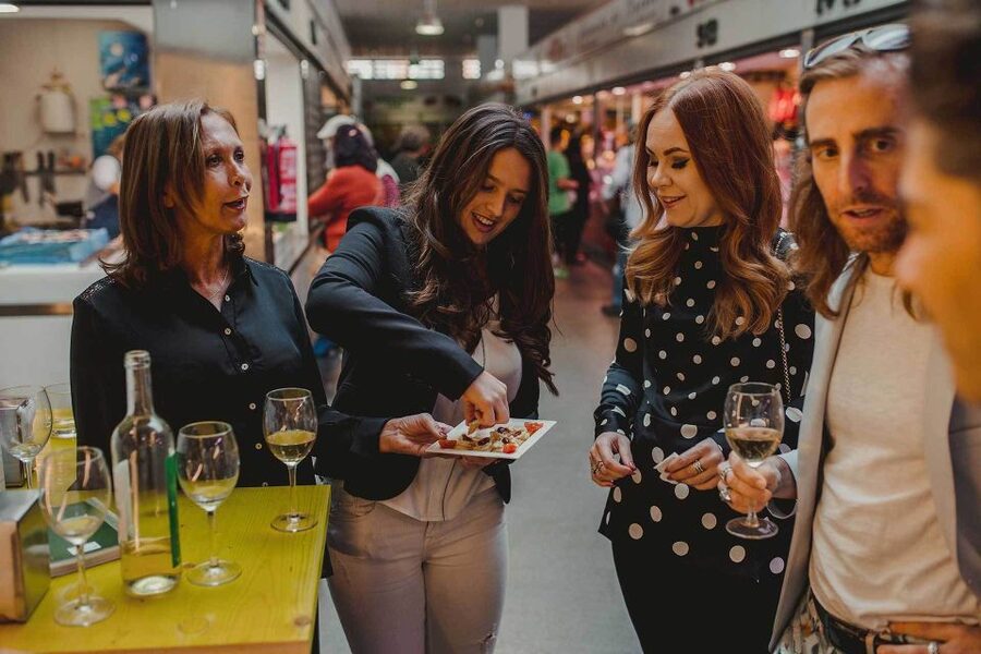 Malaga: Tapas Crawl - Walking, weather, and evening comfort
