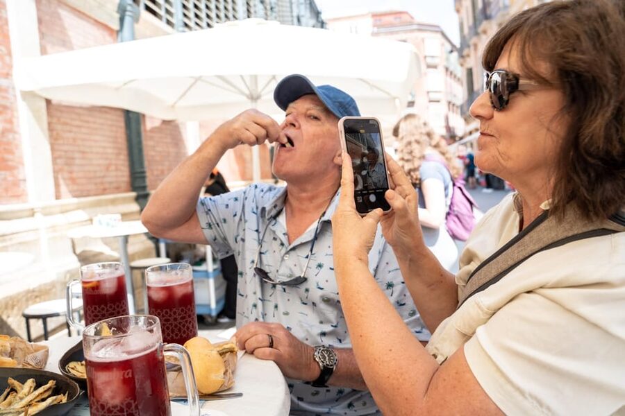 Malaga: Taste-of-Spain Walking Food Tour - Picasso’s Malaga connection
