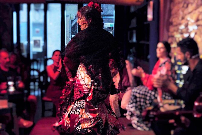 Malaga: The Ultimate Flamenco & Tapas Tour - Five drinks and the real value of the price