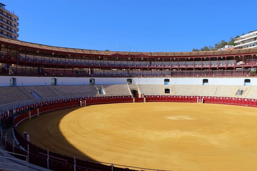 Malaga: Tour of Malagueta Bullring & Immersive Exhibition - Seeing the arena from the ring floor