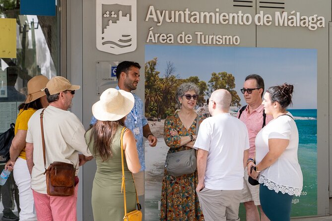 Malaga Walking Tour, Roman Theatre and Alcazaba with Tickets Included - Tapas and wine, with an important pricing question