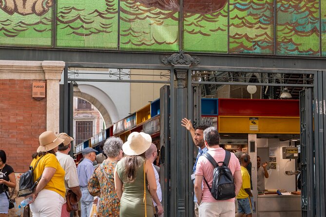 Malaga Walking Tour, Roman Theatre and Alcazaba with Tickets Included - What the guides add to the experience