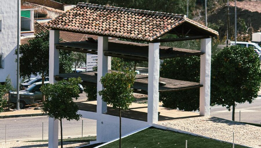Malaga: White Village, Vineyard, and Wine Tasting Wine Tour - What the five-hour schedule feels like
