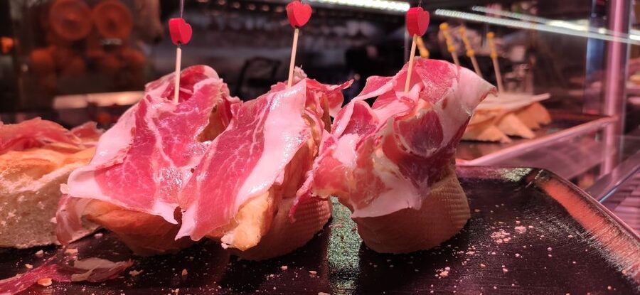 Malaga: Wine Guided Tour - Up to four venues, with some welcome uncertainty