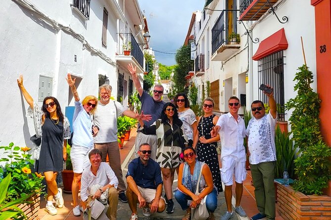 Marbella: group walking Tour - Avenida del Mar and the Dali sculptures